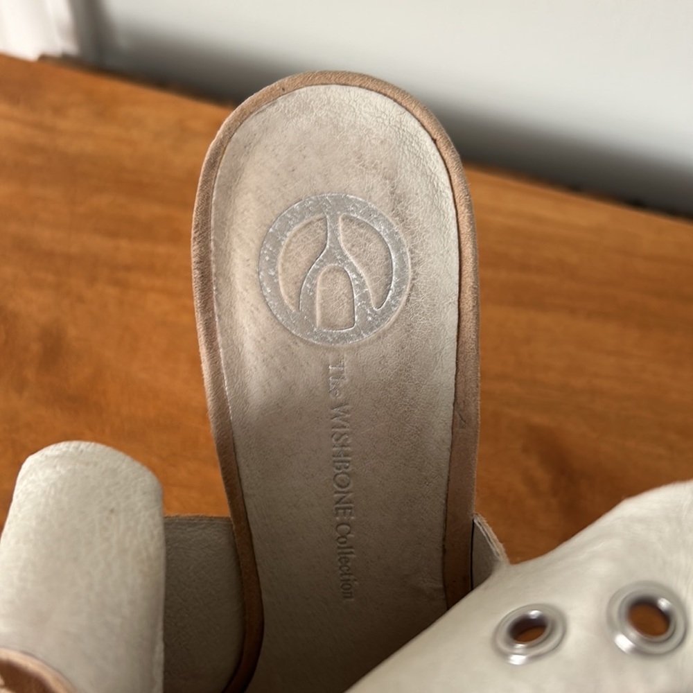 Browns/ The WishboneCollection suede wedges - Picture 4 of 4